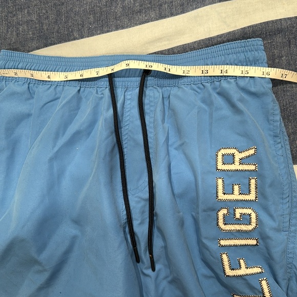 TOMYY HILFIGER SWIM TRUNKS - Picture 9 of 9